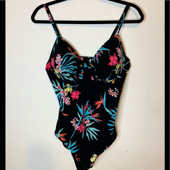 Lepel floral molded cup one piece bathing suit size 36D.  High quality swim suit - Picture 1 of 13